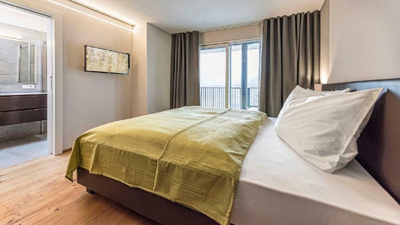 Penthouse Skygarden Apartamento Schenna Exterior foto