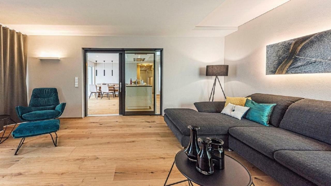 Penthouse Skygarden Apartamento Schenna Exterior foto